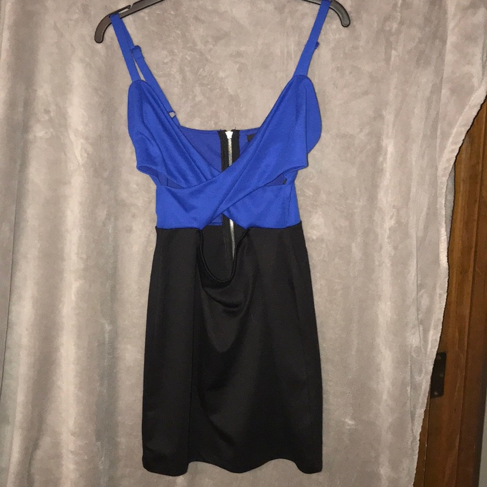 Forever 21 open front cross dress